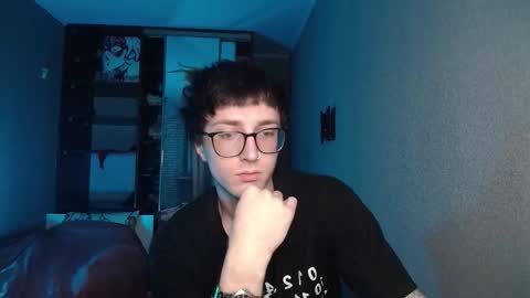 Phillip online show from December 5, 3:15 am