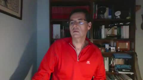 8age online show from October 26, 10:58 pm