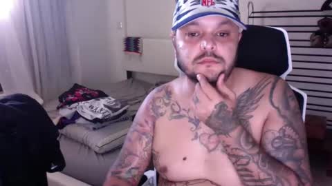 8cha online show from March 2, 9:43 pm