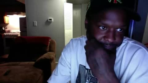 Snapshot of 8double1trouble6 chatting on April 21, 1:39 pm NoFaceNoCase online show from April 21, 1:39 pm