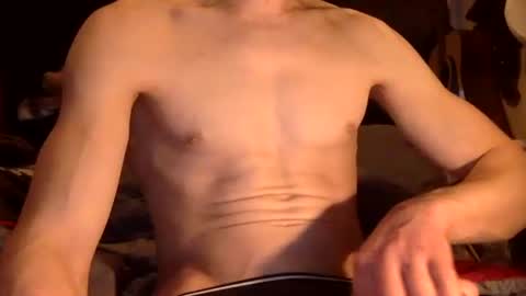 Snapshot of 8inches4you2 chatting on February 16, 9:22 pm 8inches4you2 online show from February 16, 9:22 pm