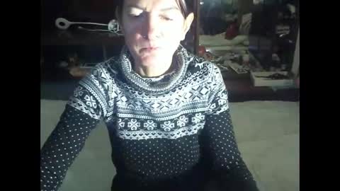 Snapshot of 8mistress8 chatting on December 11, 10:58 am 8MISTRESS8 online show from December 11, 10:58 am