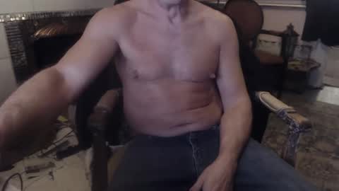 Snapshot of 8sperm chatting on February 7, 4:05 am 8sperm online show from February 7, 4:05 am