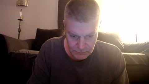 989guy online show from June 16, 10:23 pm