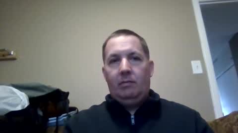 Snapshot of 99actorguy99 chatting on December 18, 7:31 pm 99actorguy99 online show from December 18, 7:31 pm