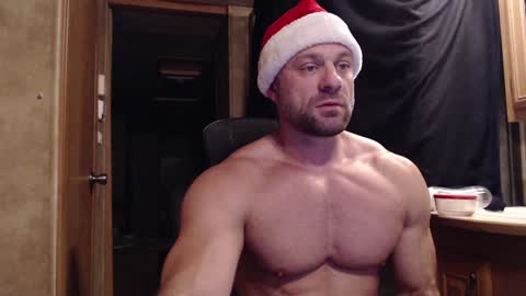 Snapshot of 9fat_inches chatting on December 8, 12:07 am 9 fat inches online show from December 8, 12:07 am