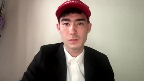 9thislandd online show from February 12, 5:35 am