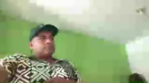Snapshot of 9vinhocamshow chatting on June 12, 10:47 am 9vinhocamshow online show from June 12, 10:47 am