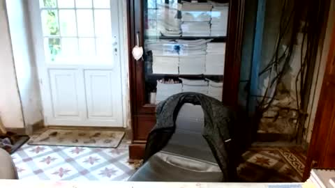 Snapshot of _123_voyeur_ chatting on December 14, 9:58 am _123_voyeur_ online show from December 14, 9:58 am