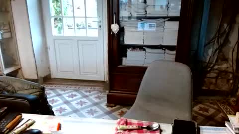 Snapshot of _123_voyeur_ chatting on February 15, 2:25 pm _123_voyeur_ online show from February 15, 2:25 pm