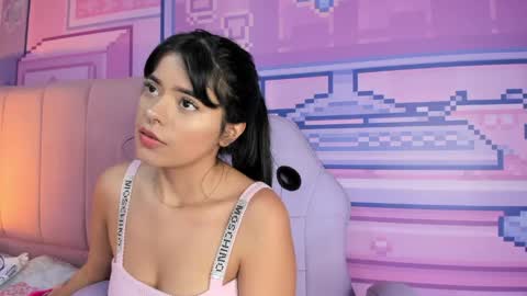 Alice  online show from May 14, 2:40 am