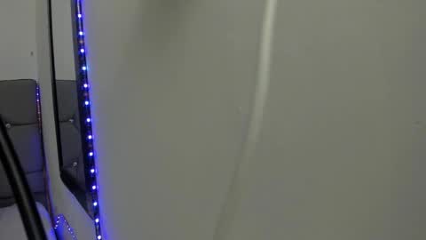 Snapshot of _1dereck chatting on February 12, 9:48 am DERECK online show from February 12, 9:48 am