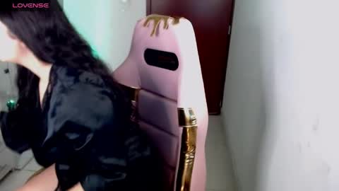 Snapshot of _aafrodita__ chatting on May 26, 10:11 am Alexa online show from May 26, 10:11 am