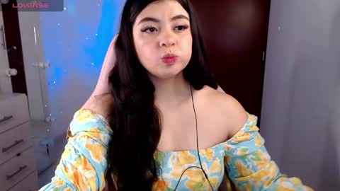 Snapshot of _aafrodita__ chatting on May 27, 9:28 am Alexa online show from May 27, 9:28 am