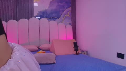  abby rouss online show from March 14, 3:45 am