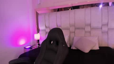 Abbye Miller online show from October 21, 12:06 pm