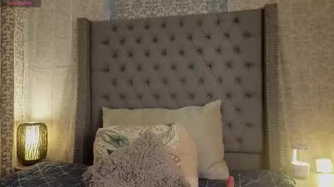  Abby  online show from December 5, 9:00 pm