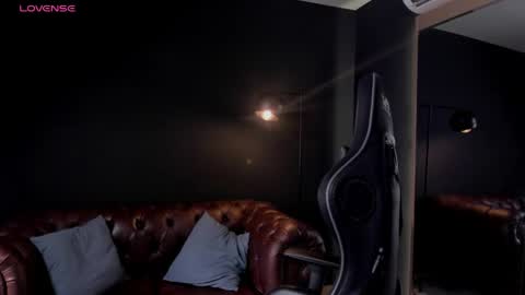 Snapshot of _adamcoper_ chatting on May 14, 11:22 pm _adamcoper_ online show from May 14, 11:22 pm