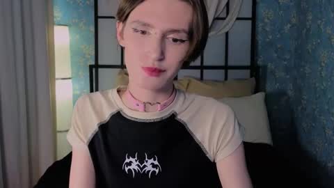 adrian online show from October 30, 1:12 pm