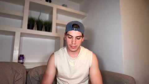 _aesthetic online show from September 25, 1:15 pm