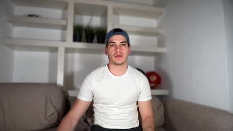 _aesthetic online show from September 29, 1:38 pm