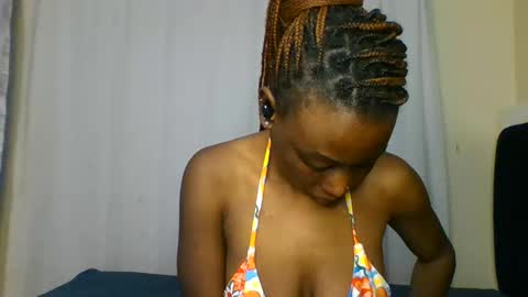 Snapshot of _africana4 chatting on June 11, 12:19 am africana4 online show from June 11, 12:19 am