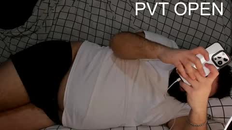 Snapshot of _alan_bear_ chatting on March 3, 4:14 pm Alan online show from March 3, 4:14 pm