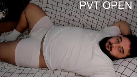 Snapshot of _alan_bear_ chatting on March 5, 8:21 pm Alan online show from March 5, 8:21 pm