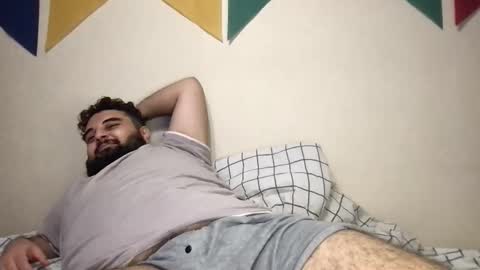 Snapshot of _alan_bear_ chatting on September 22, 9:28 pm Alan online show from September 22, 9:28 pm