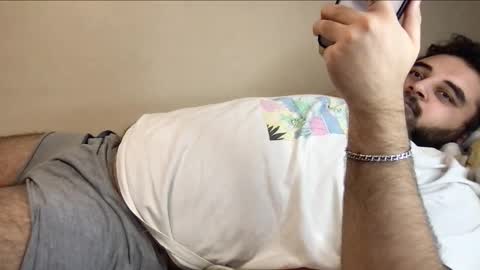 Snapshot of _alan_bear_ chatting on October 25, 10:01 am Alan online show from October 25, 10:01 am