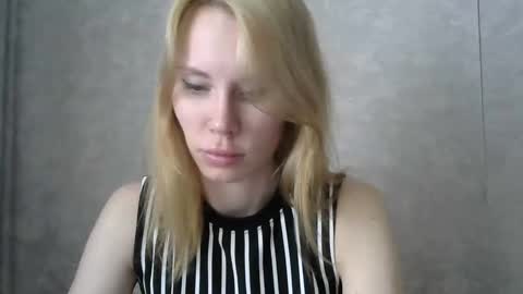 _alex1819 online show from March 29, 10:04 am