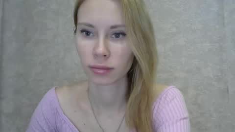_alex1819 online show from April 3, 7:28 am