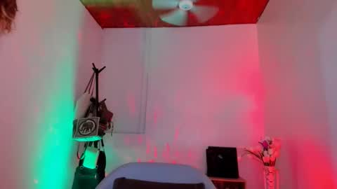  Alexa14 online show from April 10, 2:11 pm