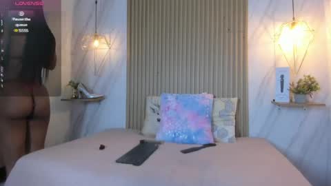 Snapshot of _alisson_foxx chatting on June 2, 1:02 pm alisson online show from June 2, 1:02 pm