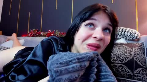 Snapshot of _allisson__ chatting on January 6, 7:42 am Alison online show from January 6, 7:42 am