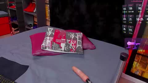 Alison online show from November 8, 1:39 am