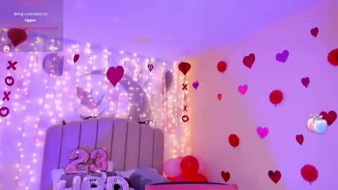 Snapshot of _allondra_ chatting on February 14, 12:41 am Allondra online show from February 14, 12:41 am