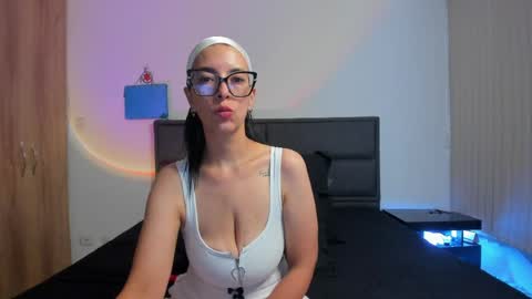 Snapshot of _amanda_seyfried19 chatting on May 29, 6:50 pm AMANDA online show from May 29, 6:50 pm