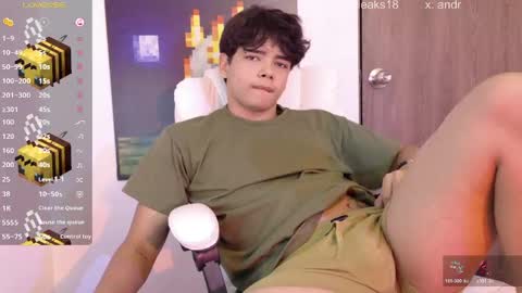 Snapshot of _an_drew18 chatting on April 30, 2:56 pm _an_drew18 online show from April 30, 2:56 pm
