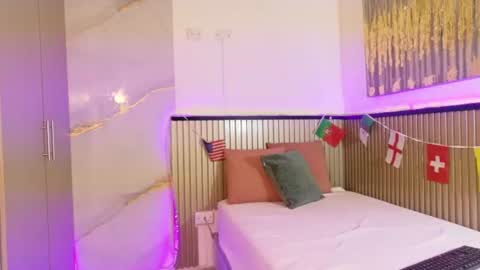Snapshot of _anais_rose_ chatting on July 11, 7:16 pm ANAIS online show from July 11, 7:16 pm