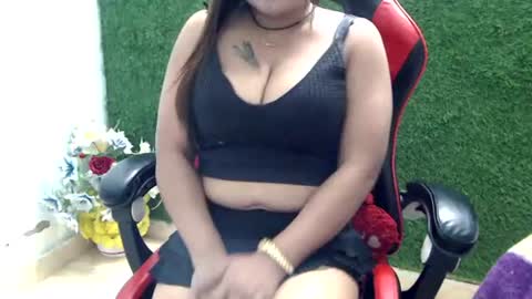 Snapshot of _ananya_9 chatting on June 16, 2:19 pm Ananya online show from June 16, 2:19 pm