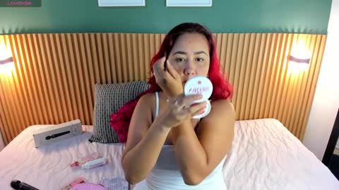 Snapshot of _anavictoria_ chatting on January 10, 6:28 pm Ana Victoria online show from January 10, 6:28 pm