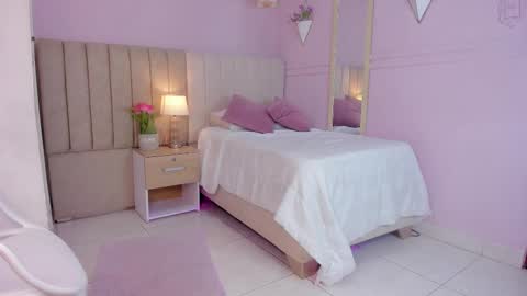Hii I Am Andrea  online show from October 15, 11:32 am