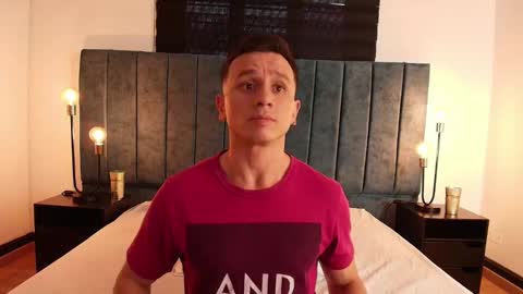 _andrewfalcon2 online show from February 22, 7:03 pm