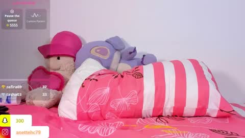 Snapshot of _anette chatting on February 24, 11:41 pm Anette online show from February 24, 11:41 pm