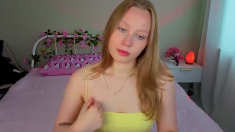 Snapshot of _angelblaze chatting on July 2, 5:13 am _angelblaze online show from July 2, 5:13 am