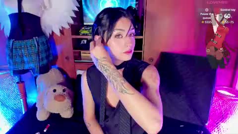 Snapshot of _angell_dustt_star chatting on July 22, 1:41 am Angell Dustt online show from July 22, 1:41 am