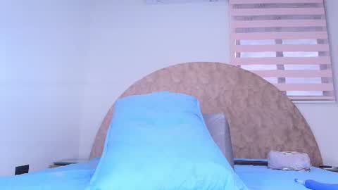 Snapshot of _aniisha_ chatting on July 15, 7:19 pm Any online show from July 15, 7:19 pm