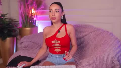 Snapshot of _anna_bloom chatting on July 8, 7:29 pm Anna online show from July 8, 7:29 pm