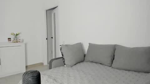 Anna online show from November 11, 2:39 pm